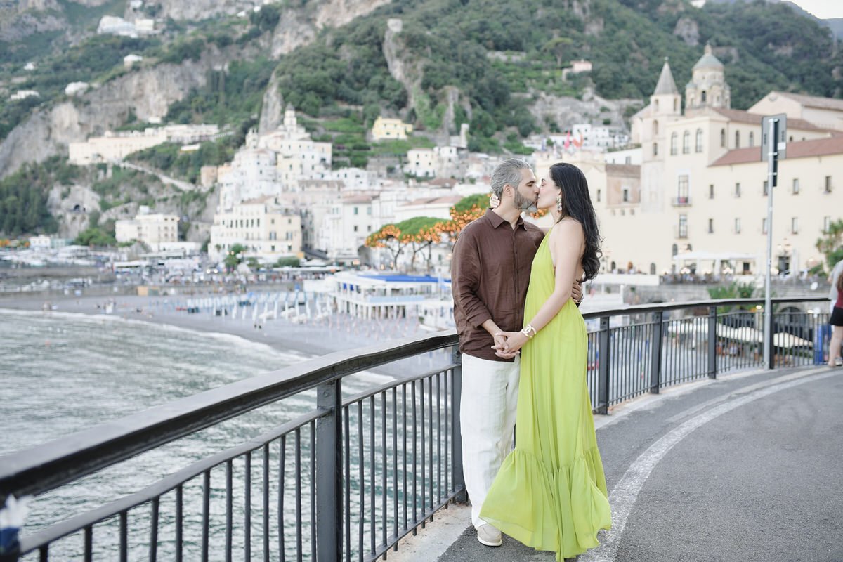 Mehdi and Diane surprise proposal in Amalfi