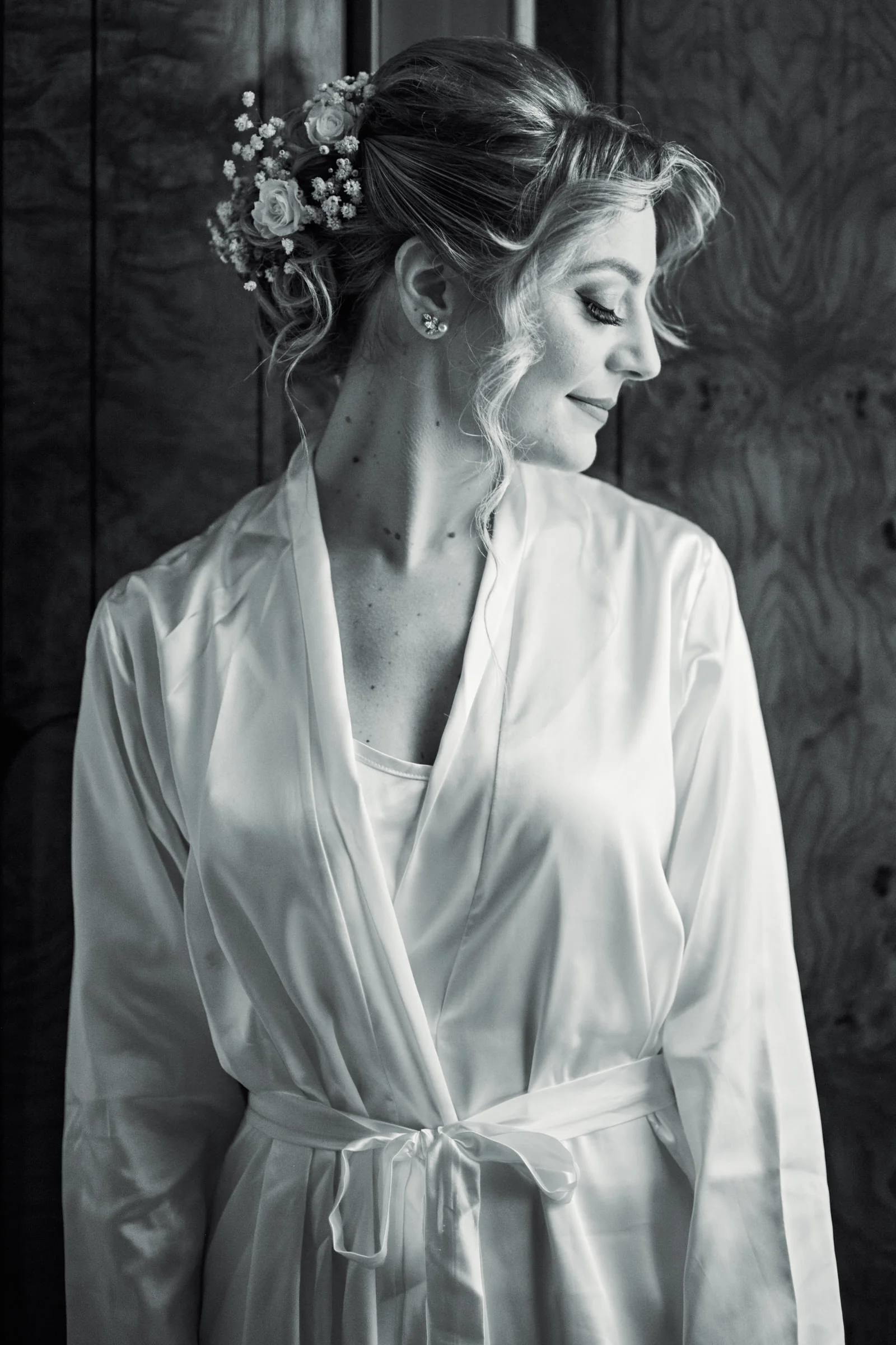 Black and white profile portrait of Clementina during her bridal preparations in Gragnano.